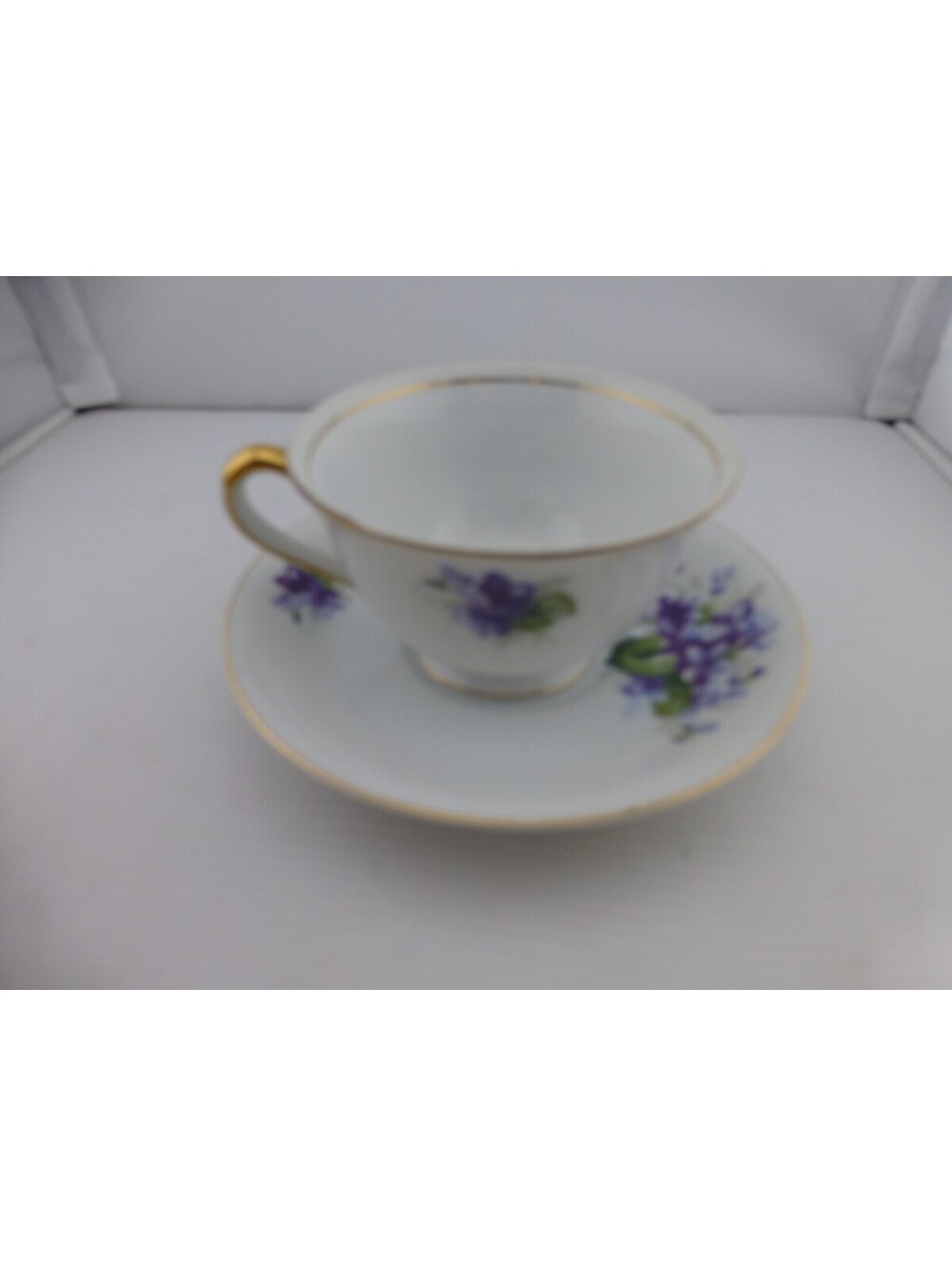 Vintage Ucagco China Japan Violet Floral Teacup & Saucer Set Gold Trim H4
